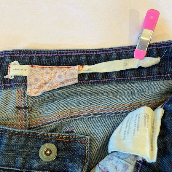 Silence + Noise Straight Leg Lightly Distressed Denim Jeans Size 28 - Picture 9 of 13